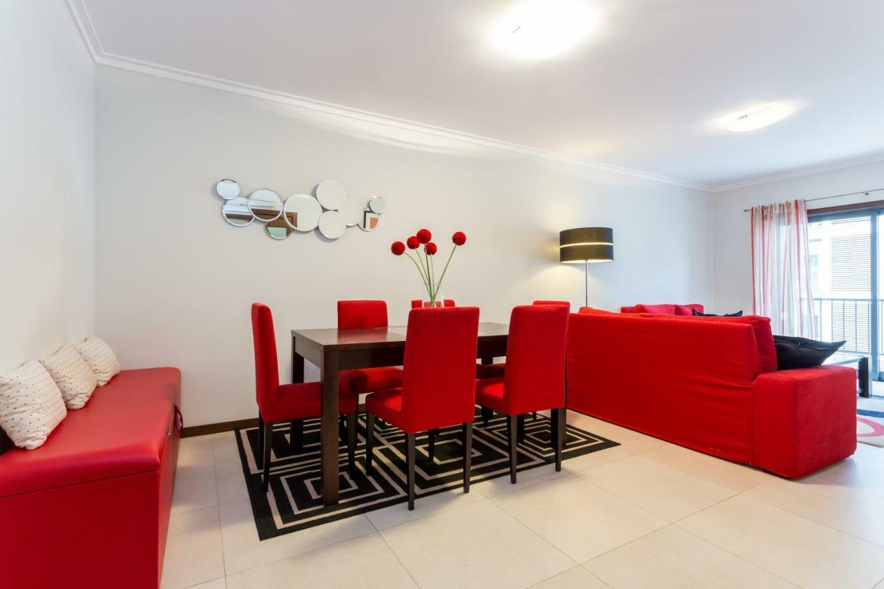Lagos Marina Apartment With Pool & Gym Exteriör bild