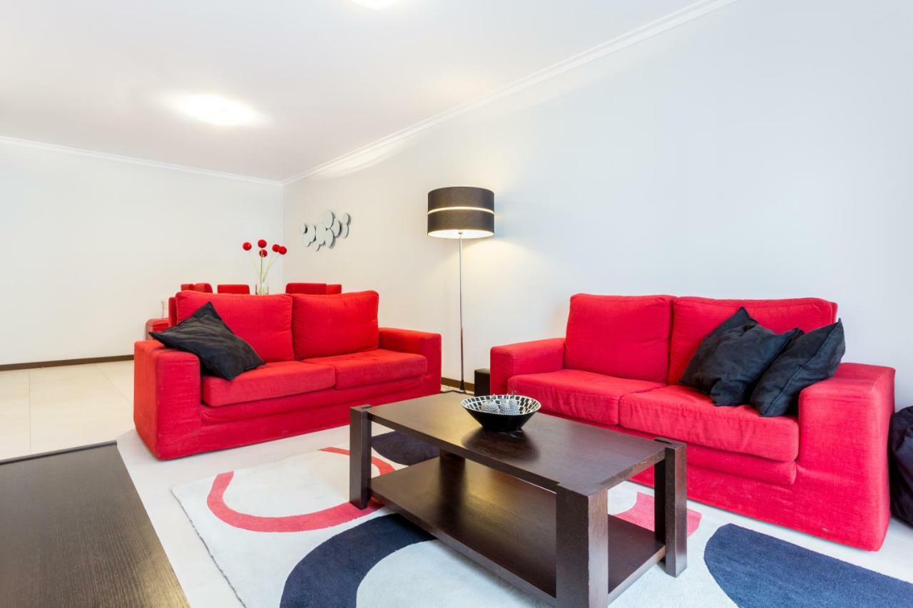 Lagos Marina Apartment With Pool & Gym Exteriör bild